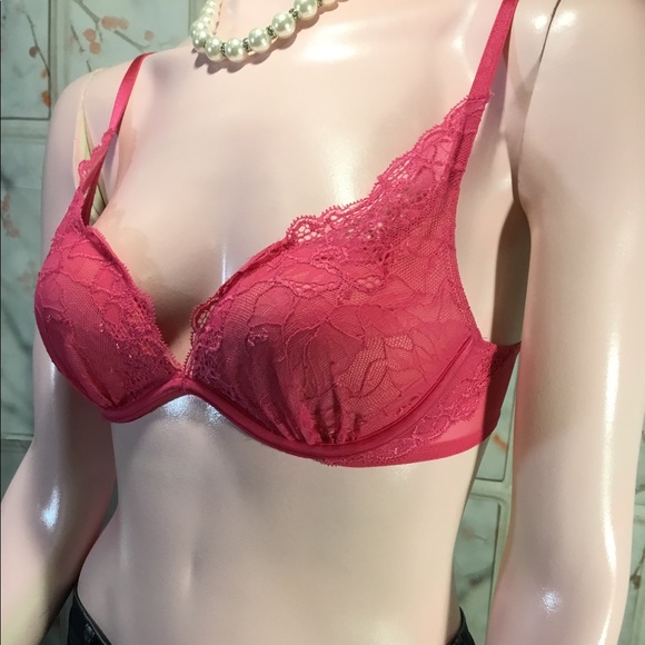 Victoria's Secret plunge 34 C Bra - Picture 5 of 7